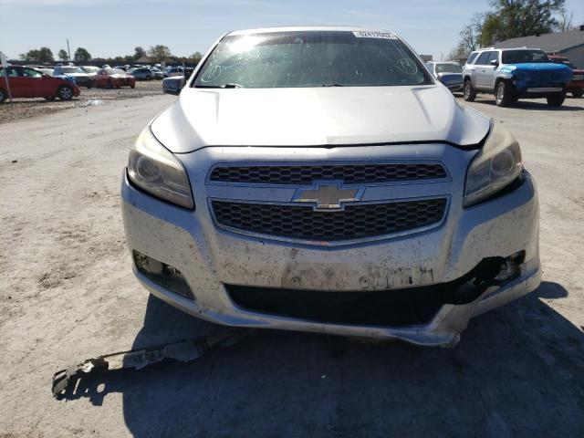 1G11J5SX3DF182894 - 2013 CHEVROLET MALIBU LTZ ვერცხლისფერი ფოტო 9