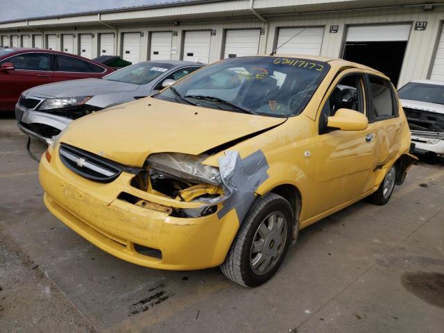KL1TD62615B421685 - 2005 CHEVROLET AVEO BASE YELLOW photo 2