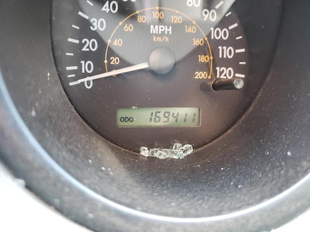 KL1TD62615B421685 - 2005 CHEVROLET AVEO BASE YELLOW photo 8