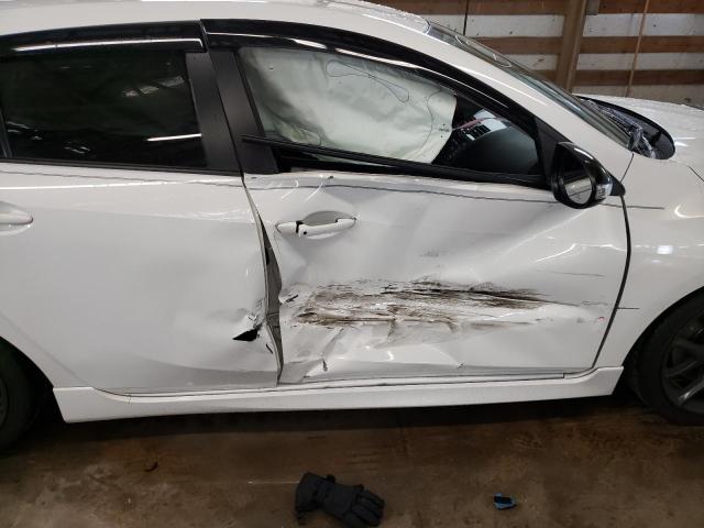 JM1BL1L31D1778478 - 2013 MAZDA SPEED 3 WHITE photo 9