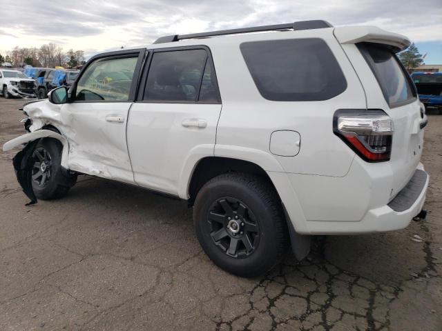 JTETU5JR7N5981025 - 2022 TOYOTA 4RUNNER TR WHITE photo 3