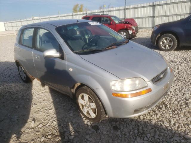 KL1TD66688B141499 - 2008 CHEVROLET AVEO BASE SILVER photo 1