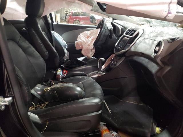 1G1JF5SB8K4123502 - 2019 CHEVROLET SONIC PREM BLACK photo 5