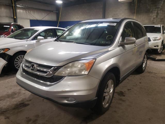 JHLRE4H77BC015889 - 2011 HONDA CR-V EXL SILVER photo 2