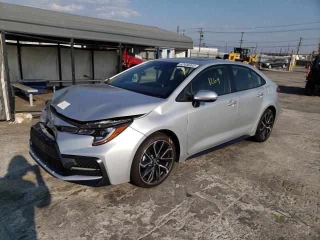 JTDT4MCE5N3511712 - 2022 TOYOTA COROLLA XS SILVER photo 2