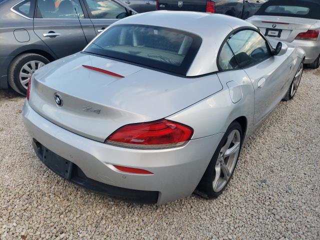 WBALL5C5XDE717228 - 2013 BMW Z4 SDRIVE2 Srebrny zdjęcie 4