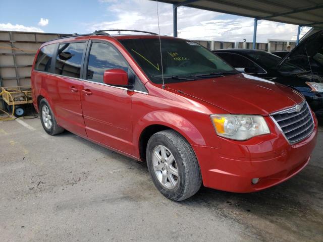 2A8HR54P58R697348 - 2008 CHRYSLER TOWN & COU RED photo 1