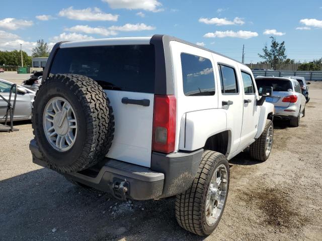 5GTEN13E088109892 - 2008 HUMMER H3 WHITE photo 4