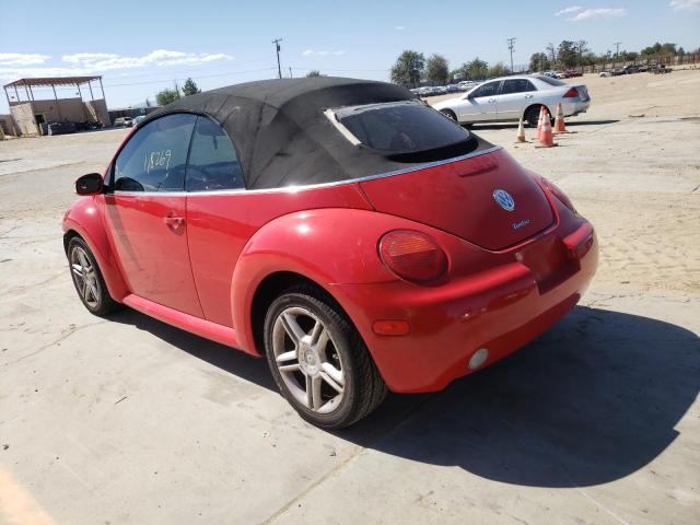 3VWCD21Y94M303604 - 2004 VOLKSWAGEN NEW BEETLE 红色 照片 3