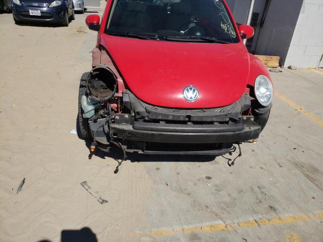 3VWCD21Y94M303604 - 2004 VOLKSWAGEN NEW BEETLE 红色 照片 9
