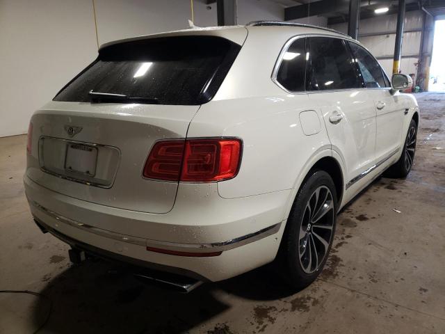 SJAAC2ZV6HC015300 - 2017 BENTLEY BENTAYGA WHITE photo 4