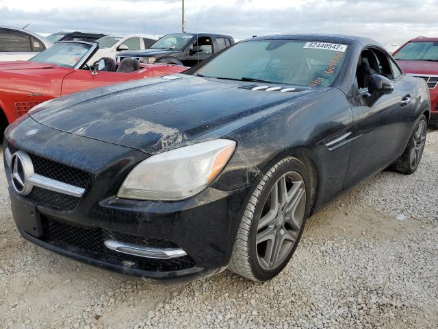 WDDPK4HA6FF112276 - 2015 MERCEDES-BENZ SLK 250 BLACK photo 2