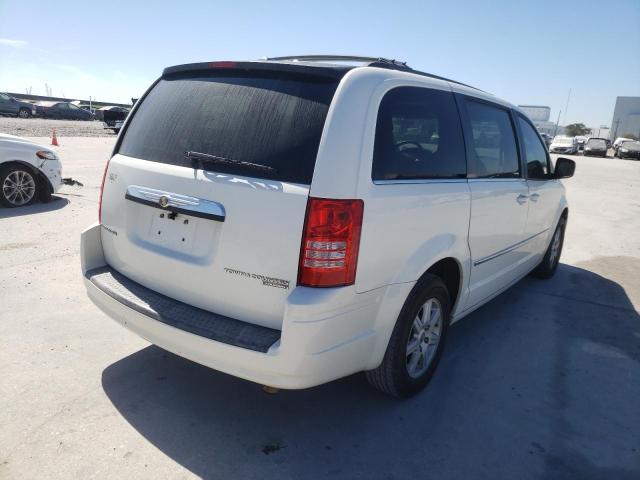 2A4RR5D18AR249824 - 2010 CHRYSLER TOWN & COU WHITE photo 4