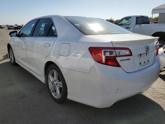 4T1BF1FK1CU171824 - 2012 TOYOTA CAMRY BASE WHITE photo 3