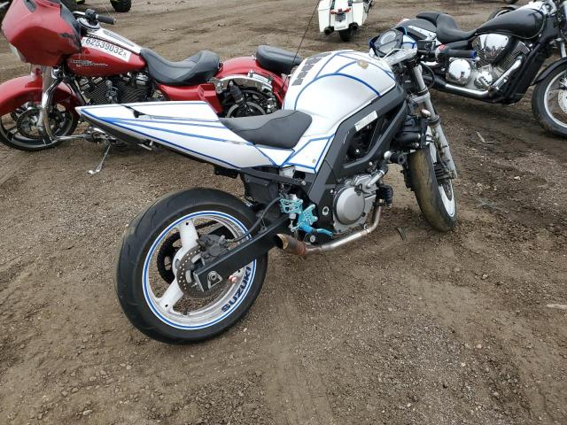 JS1VP53A062104188 - 2006 SUZUKI SV650 WHITE photo 4