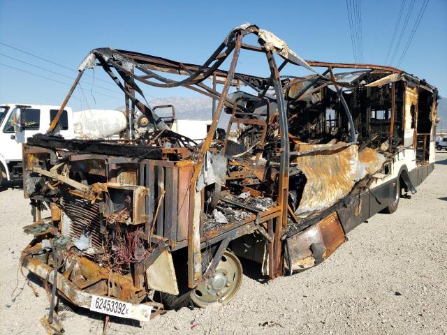 1GBKP37N1P3318360 - 1994 CORO MOTORHOME BURN photo 2