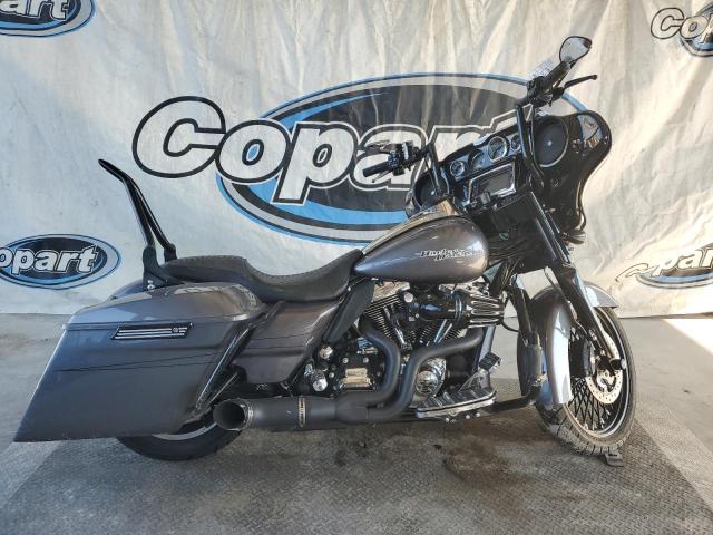 1HD1KRM10FB686526 - 2015 HARLEY-DAVIDSON FLHXS STRE GRAY photo 1