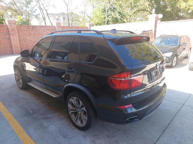 5UXZV8C58CL425546 - 2012 BMW X5 XDRIVE5 BLACK photo 3