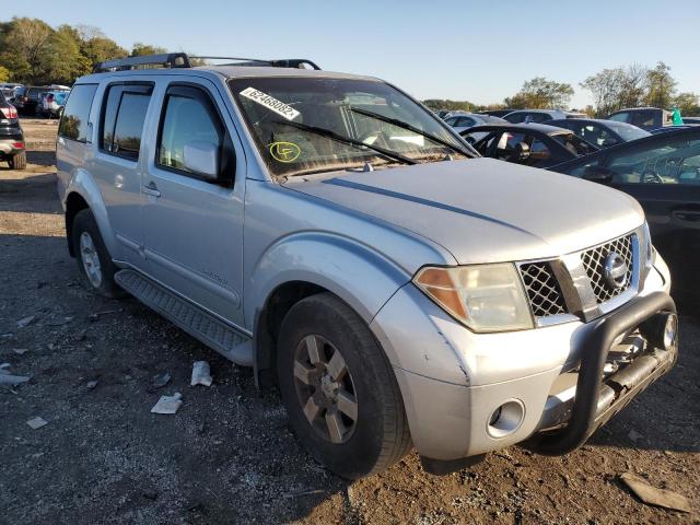 5N1AR18WX5C713725 - 2005 NISSAN PATHFINDER SILVER photo 1