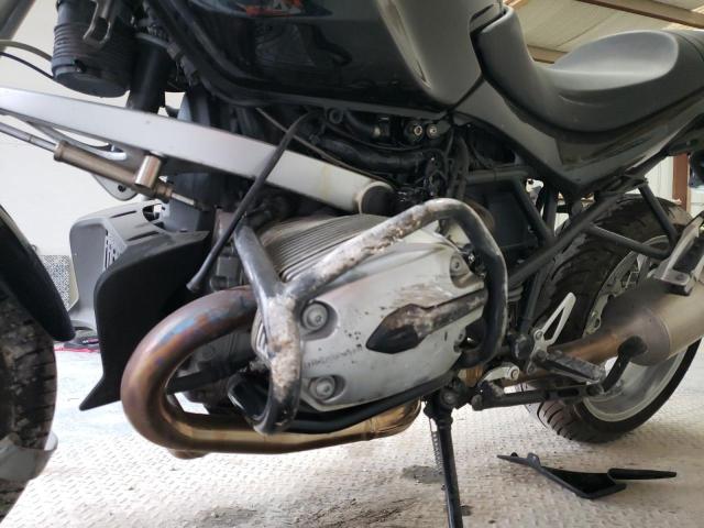 WB10398028ZS26089 - 2008 BMW R1200 R BLACK photo 9