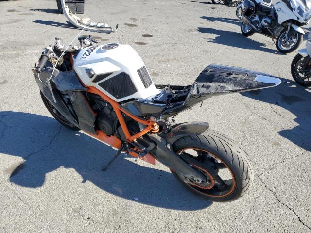 VBKVR9404FM924015 - 2015 KTM 1190 RC8 TWO TONE photo 3