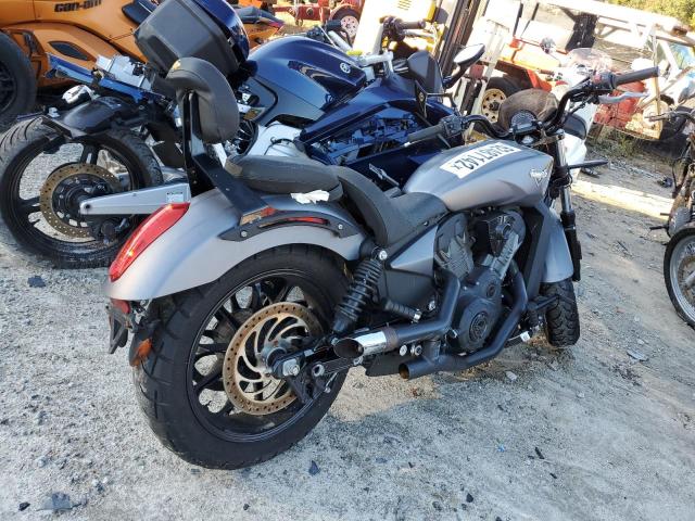 5VPFTB009H3000667 - 2017 VICTORY MOTORCYCLES OCTANE GRAY photo 4