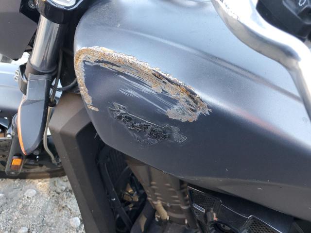 5VPFTB009H3000667 - 2017 VICTORY MOTORCYCLES OCTANE GRAY photo 9