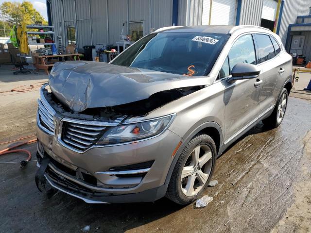 5LMCJ1C97GUJ27835 - 2016 LINCOLN MKC PREMIE GRAY photo 2