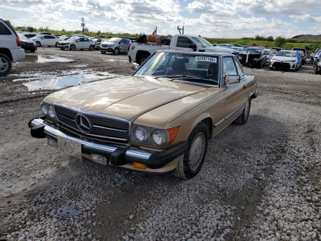 WDBBA48D6GA042583 - 1986 MERCEDES-BENZ 560 SL GOLD photo 2