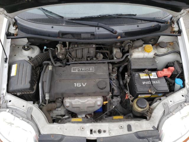 KL1TJ52664B269730 - 2004 CHEVROLET AVEO LS 白色 照片 7