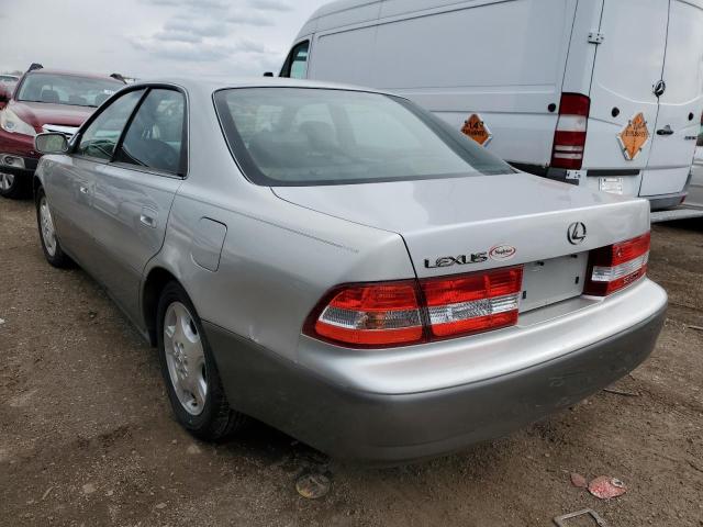 JT8BF28G4Y0283288 - 2000 LEXUS ES 300 SILVER photo 3