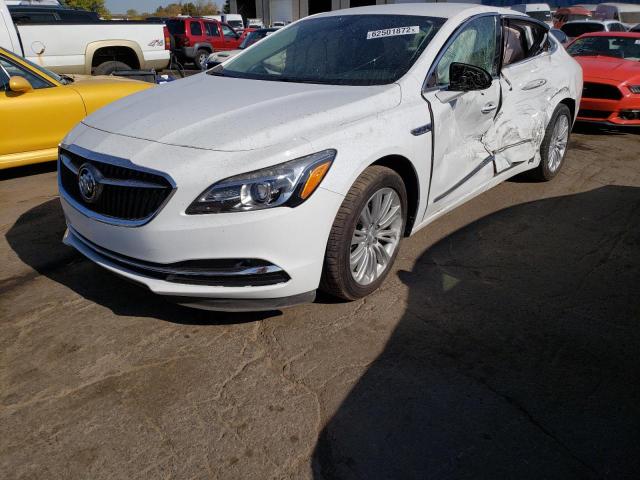 1G4ZP5SZ0JU121564 - 2018 BUICK LACROSSE E WHITE photo 2