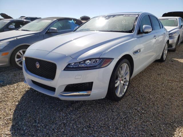 SAJBH4EVXJCY53648 - 2018 JAGUAR XF PORTFOL WHITE photo 2