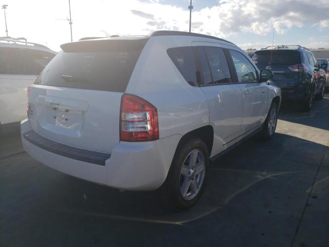 1J4NF4FB9AD564528 - 2010 JEEP COMPASS SP WHITE photo 4