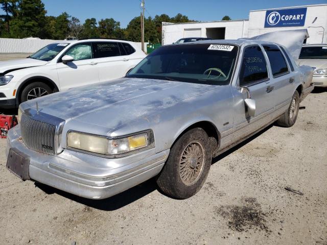 1LNLM82W8SY749372 - 1995 LINCOLN TOWN CAR S SILVER photo 2