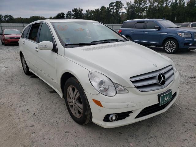 4JGCB56E38A067457 - 2008 MERCEDES-BENZ R 350 WHITE photo 1