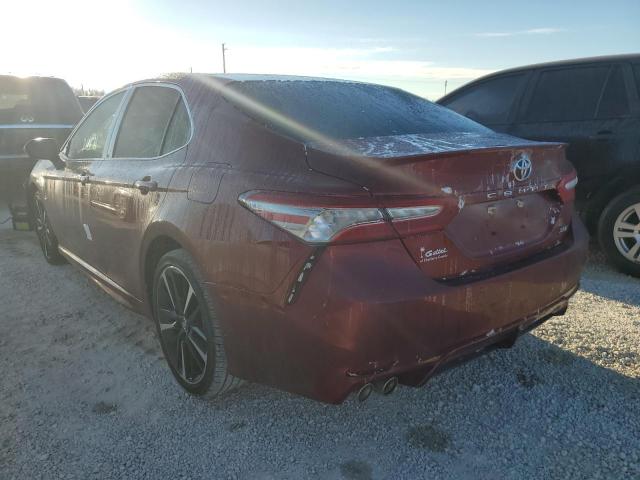 4T1B61HKXJU649152 - 2018 TOYOTA CAMRY XSE RED photo 3