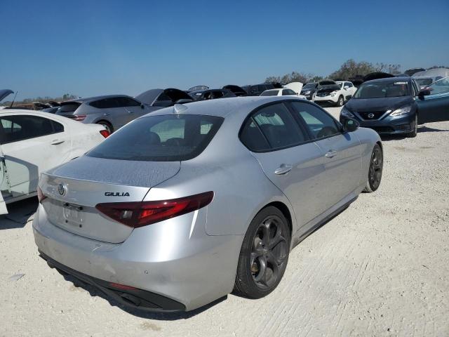 ZARFAMBN1K7608780 - 2019 ALFA ROMEO GIULIA TI SILVER photo 4