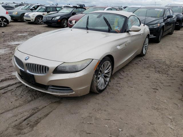WBALM73579E351339 - 2009 BMW Z4 SDRIVE3 TAN photo 2