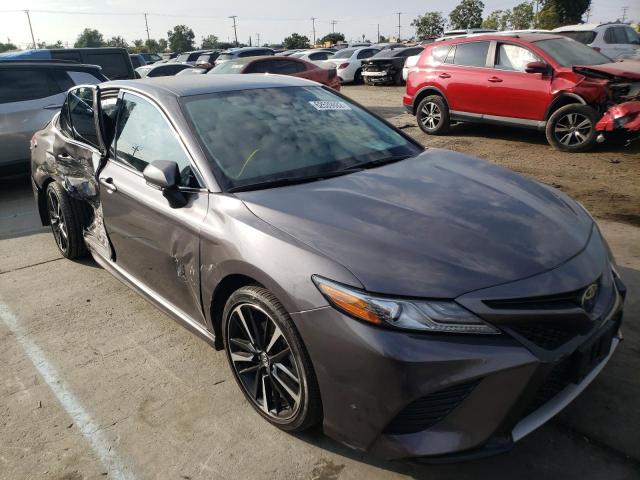 4T1B61HK1KU712267 - 2019 TOYOTA CAMRY XSE GRAY photo 1