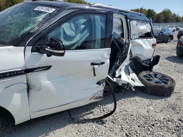 5LMJJ2TT5NEL02728 - 2022 LINCOLN NAVIGATOR 白色 照片 9