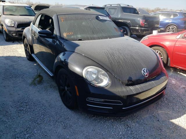 3VW517AT4HM800908 - 2017 VOLKSWAGEN BEETLE S/S 黑色 照片 1