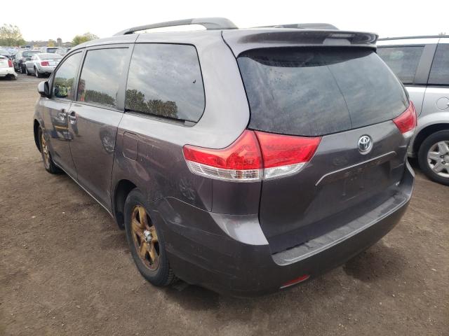 5TDKK3DC6CS222116 - 2012 TOYOTA SIENNA LE GRAY photo 3