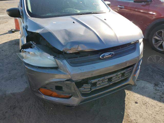 1FMCU0F73EUA42745 - 2014 FORD ESCAPE S GRAY photo 9