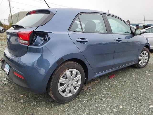 3KPA25AD6NE505472 - 2022 KIA RIO S BLUE photo 4