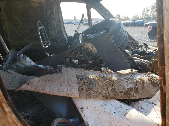 3C6TRVAG7GE115151 - 2016 RAM PROMASTER WHITE photo 5