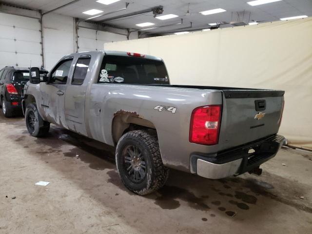 1GCRKSE74CZ246388 - 2012 CHEVROLET 1500 SILVE GRAY photo 3