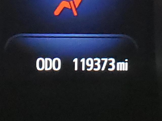 4T1BK1EB7JU281755 - 2018 TOYOTA AVALON XLE WHITE photo 8