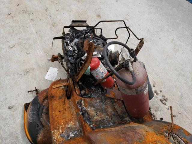 62571962 - 2010 CUB LAWN MOWER BURN photo 8