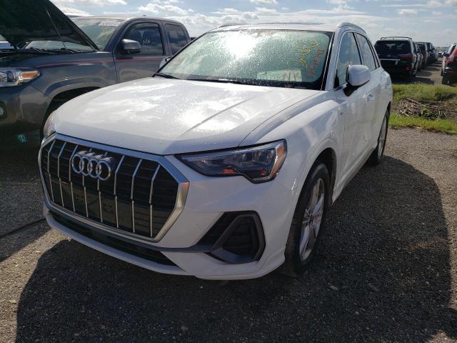 WA1DECF33L1124181 - 2020 AUDI Q3 PREMIUM WHITE photo 2